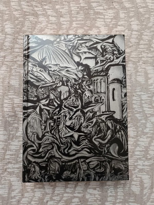 HP Lovecraft's At The Mountains Of Madness Deluxe Edition Gou Tanabe like new