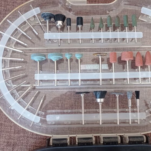 Modeling accessories Parkside used with some missing parts