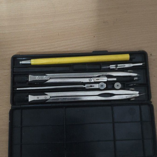Retro drafting set like new, ideal for school and university