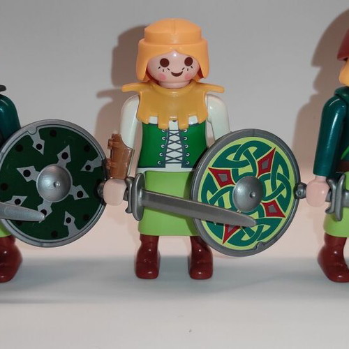 Playmobil викингски щитови девойки custom употребявани, комплект от пет