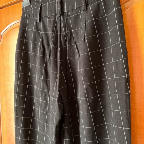 Stradivarius checked high-waisted black pants size 32
