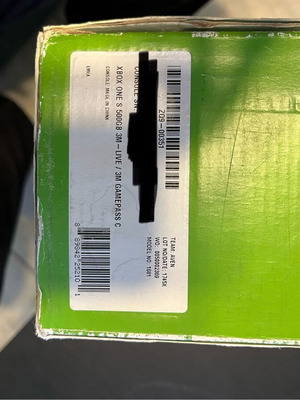 Xbox One S 500GB Καινούργιο και αχρησιμοποίητο