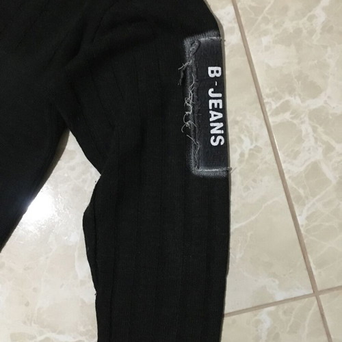 B-Jeans men's sweater medium used, black