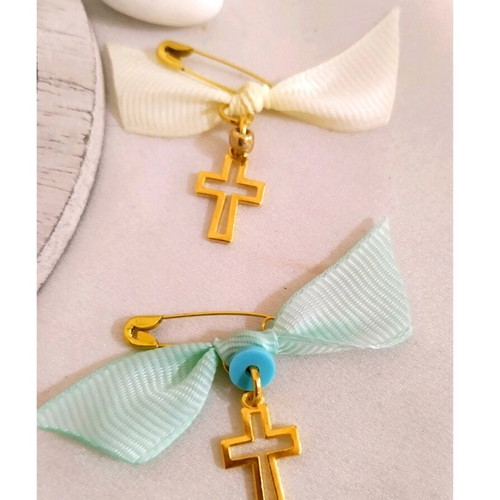 Handmade lapel martyrika new with ribbons and safety pin