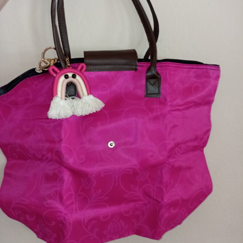 Foldable Origami Waterproof Fuchsia Handbag like new with keychain