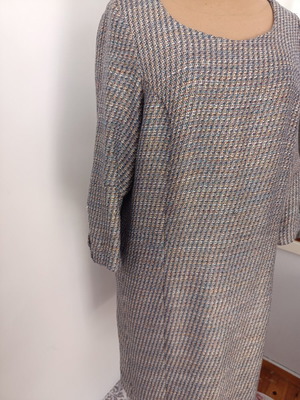 Women's dress plus size custom made, like new, colorful fabric