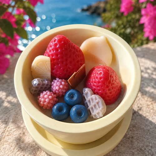 Handmade fruit scented candle with reusable porcelain powder container