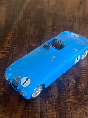 Bugatti 57C J-P. Wimille-P. Veyron #1 Winner Le Mans 1939 toy car like new