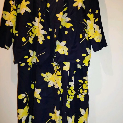Dress and cardigan set used, women's size 48