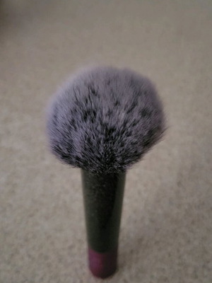 Real Techniques Powder Brush Limited Edition like new