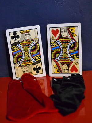 Stage Magic large plastic cards like new for magicians