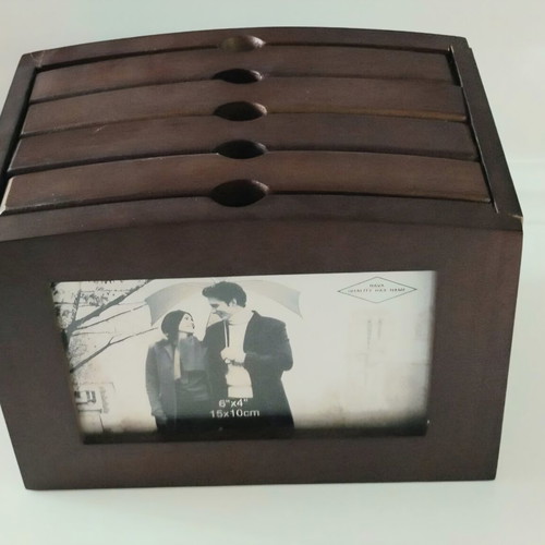 Wooden photo box for 96 photos like new
