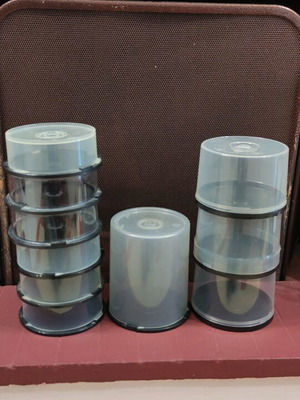 Cases for 400 CD/DVD like new, set of 10 pieces