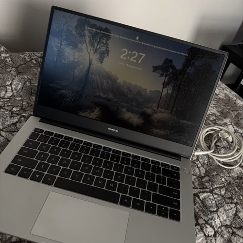 Huawei MateBook D14 14" IPS Ryzen 5 8GB RAM 512GB SSD Windows 11 like new