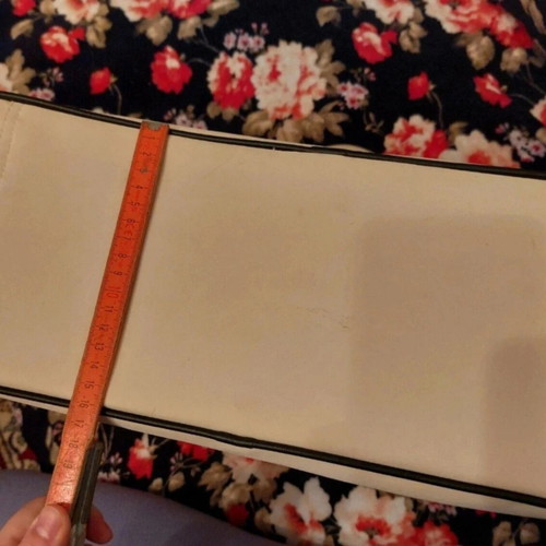 Elle travel bag used, white and cream
