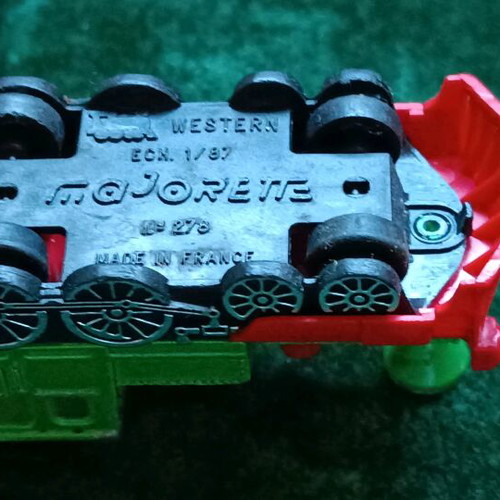 Maĵorette vintage train used
