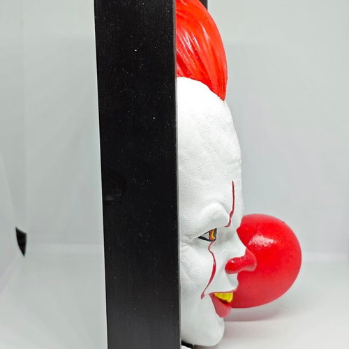 Pennywise 3D wall decor like new