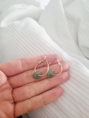 Button hoop earrings like new, unique design