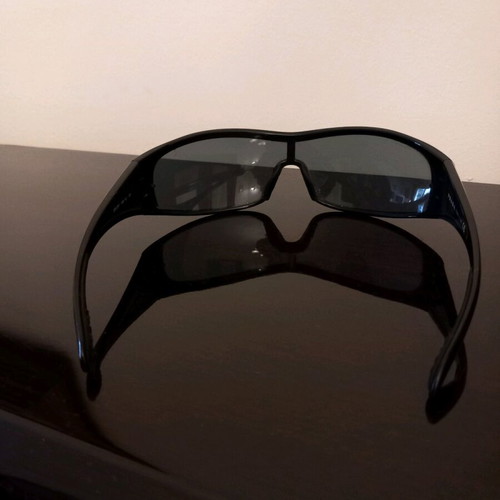 Prada sunglasses like new, authentic