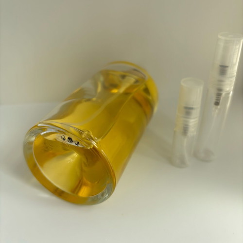 Quartz Molyneux Eau de Parfum tester 2 ml on order
