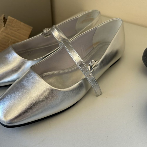 H&M and Superga women's shoes used, sizes 37 and 38