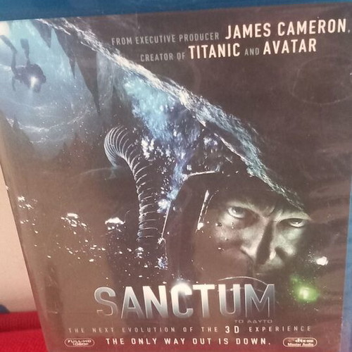 Sanctum Blu-ray like new, action adventure with subtitles