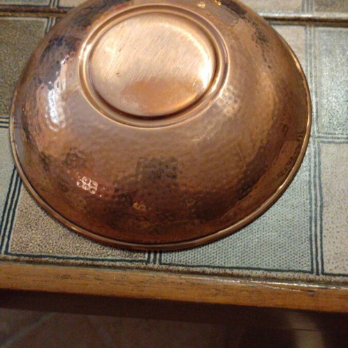 Decorative hammered copper bowl plate by Ilias Lalaounis, new