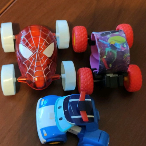 Toy cars used with mechanical and battery movement, excellent condition