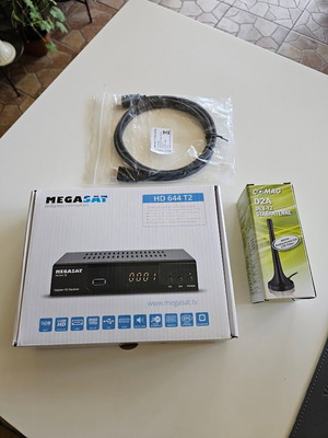 Σετ δέκτης Megasat HD 644 T2 και Comag D2 A T2 DVB-T2 με ενεργή κεραία και καλώδιο HDMI καινούργιο
