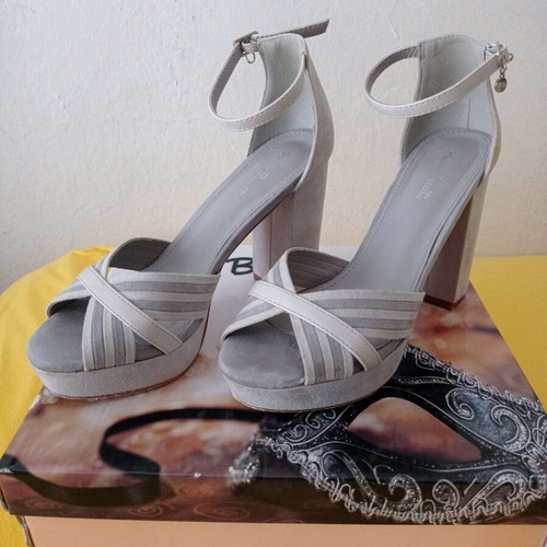 High-heeled sandals used, gray, size 37, 10cm heel