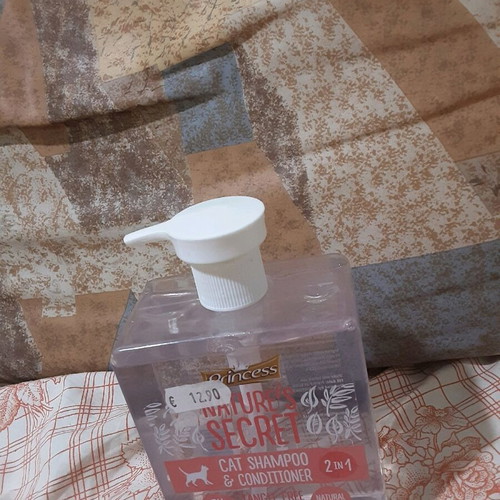 Cat shampoo and conditioner Cruel Free new