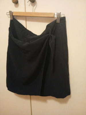 Bluemarine skirt like new, dark blue, summer