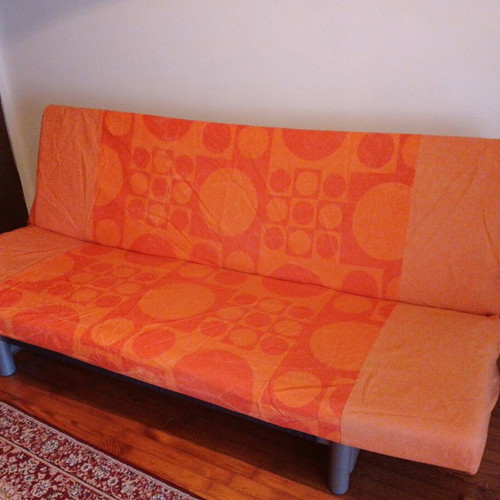 Sofa double seat that converts to bed like new