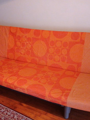 Sofa double seat that converts to bed like new