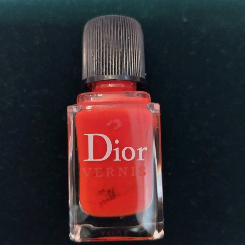 Dior Vernis nail polish used