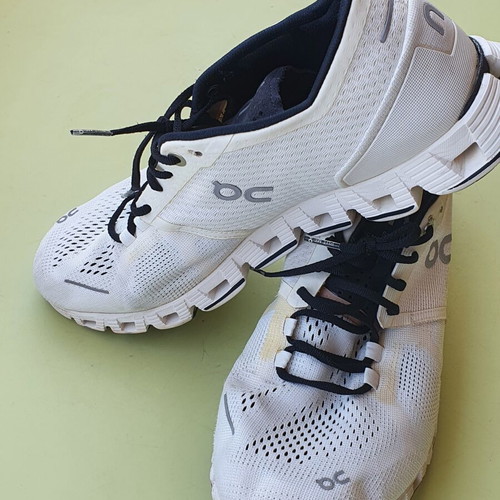Sneakers size 42 used, white