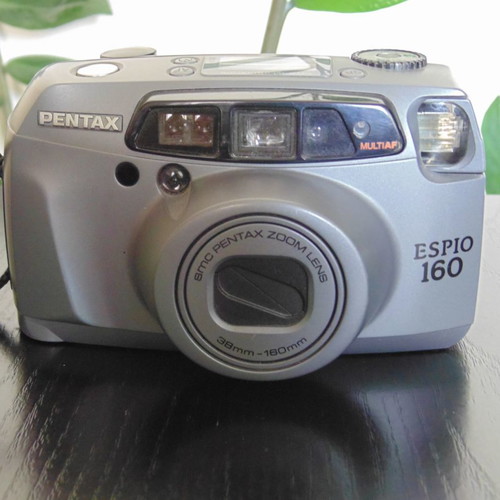 Pentax Espio 160 Multiaf camera used with smc Zoom Lens 38mm-160mm