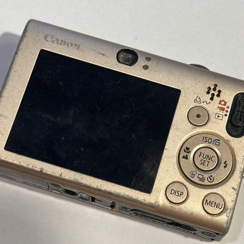 Canon IXUS 80IS compact digital camera for parts
