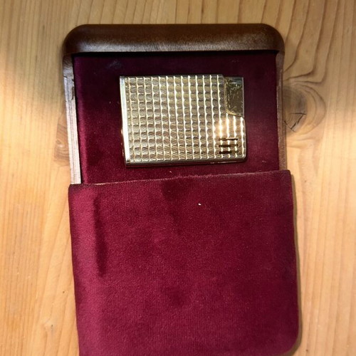 Vintage Sarome SDV gold-plated lighter with luxury case