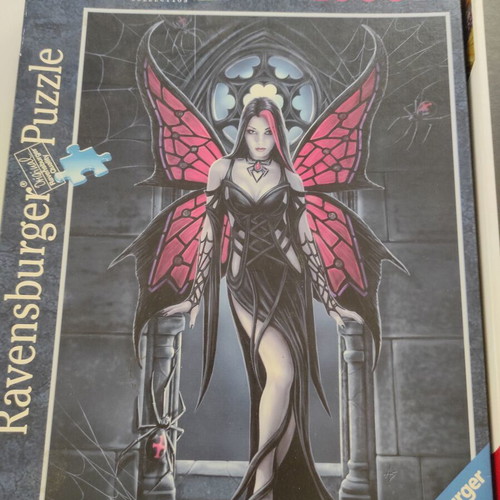 Trefl puzzle set of 3, 1000 pieces, like new