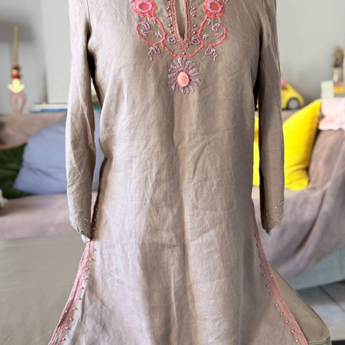 Tunic 100% linen like new, gray and beige, size S