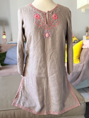 Tunic 100% linen like new, gray and beige, size S