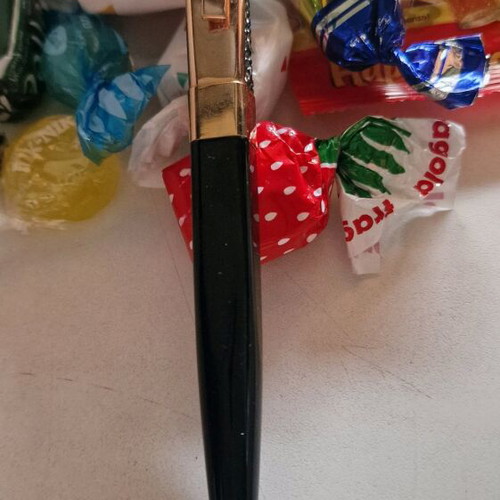 Swarovski pen with crystals like new