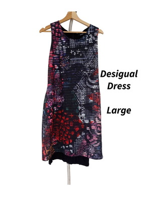 Φόρεμα Desigual Casey L σαν καινούργιο, πολύχρωμο με ανάγλυφη ριγέ υφή