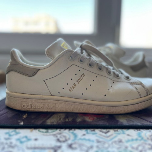 Adidas Stan Smith sneakers size 40 used, casual style