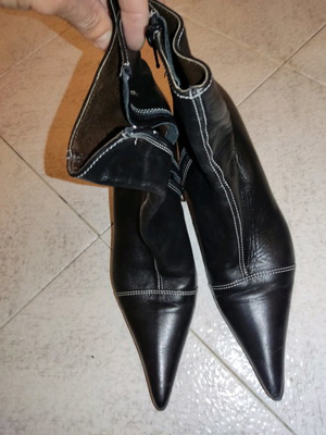 Δερμάτινα μποτάκια μεταχειρισμένα, μέγεθος 38, μαύρα