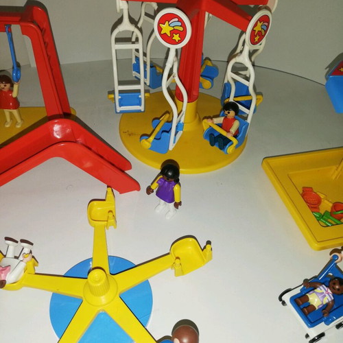 Lyra Playmobil 3223 Play Ground set like new