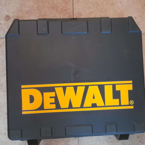 DeWALT Σετ Μπουλονοκλειδο 14.4V DW054 και Δραπανο DC728 Καινούργιο με 2 Μπαταρίες και Φορτιστή