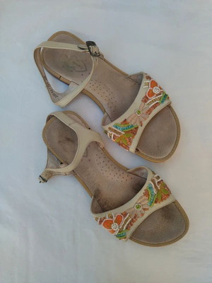 Crocodilino summer sandals used with colorful beads size 39