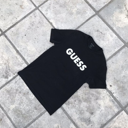 Guess black tee like new, size medium
